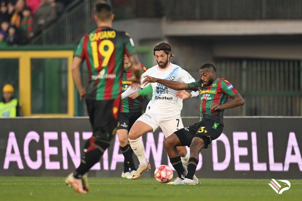 ternana-vs-palermo-serie-b-8-2
