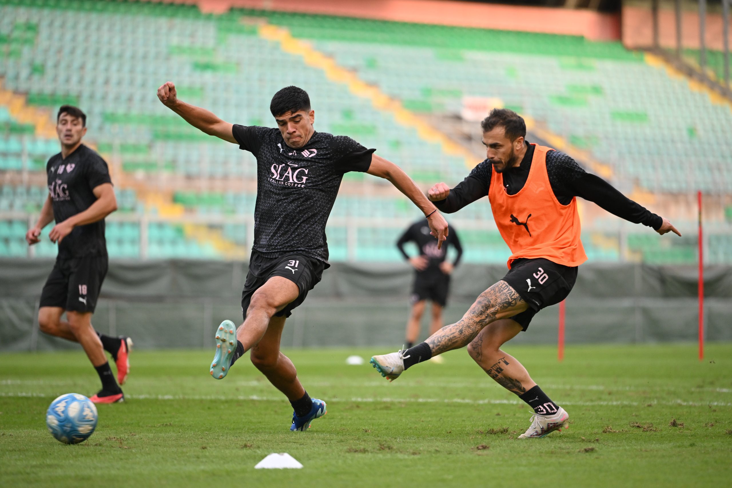 palermo-fc-seduta-di-allenamento-allo-stadio-renzo-barbera-2