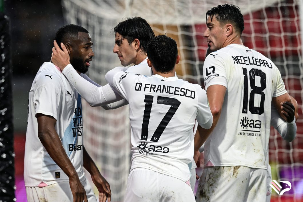 cremonese-vs-palermo-serie-b-19