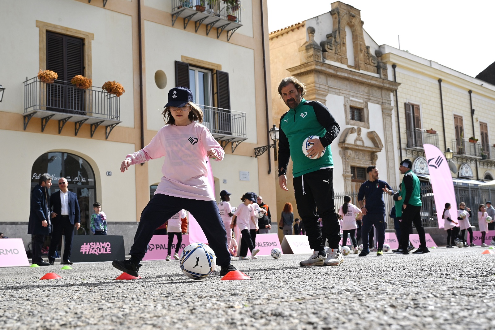 il-calcio-e-un-gioco-da-ragazze-2