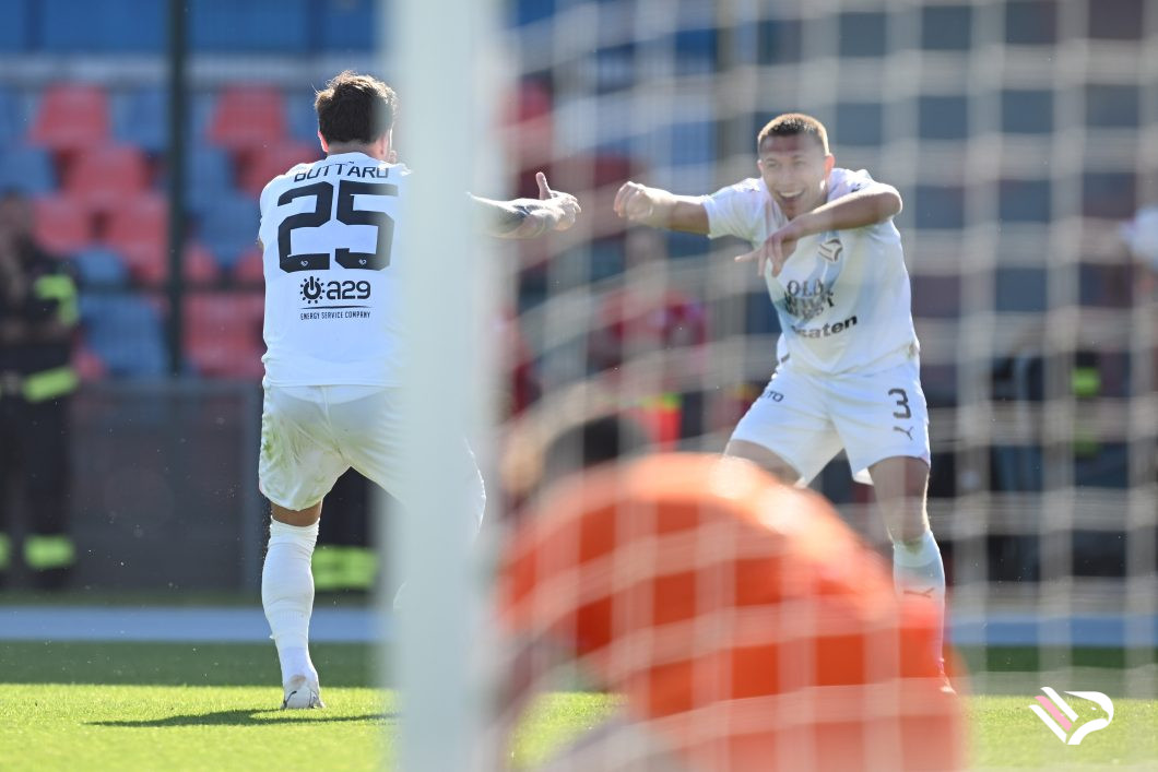 cosenza-vs-palermo-serie-b-2