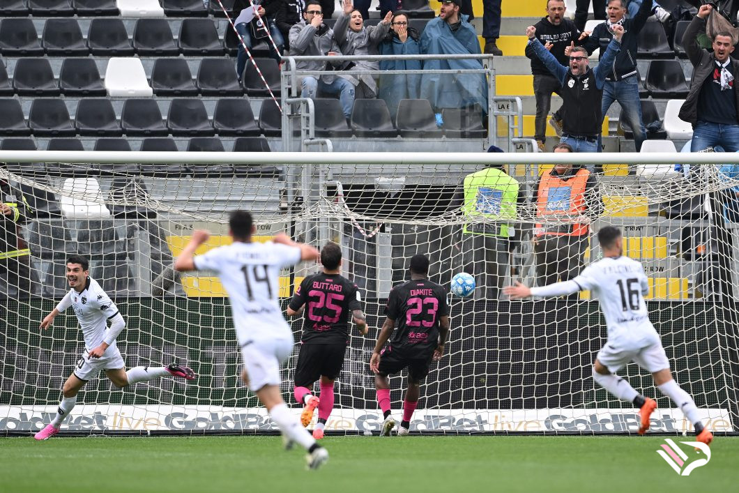 spezia-vs-palermo-serie-b-25-2