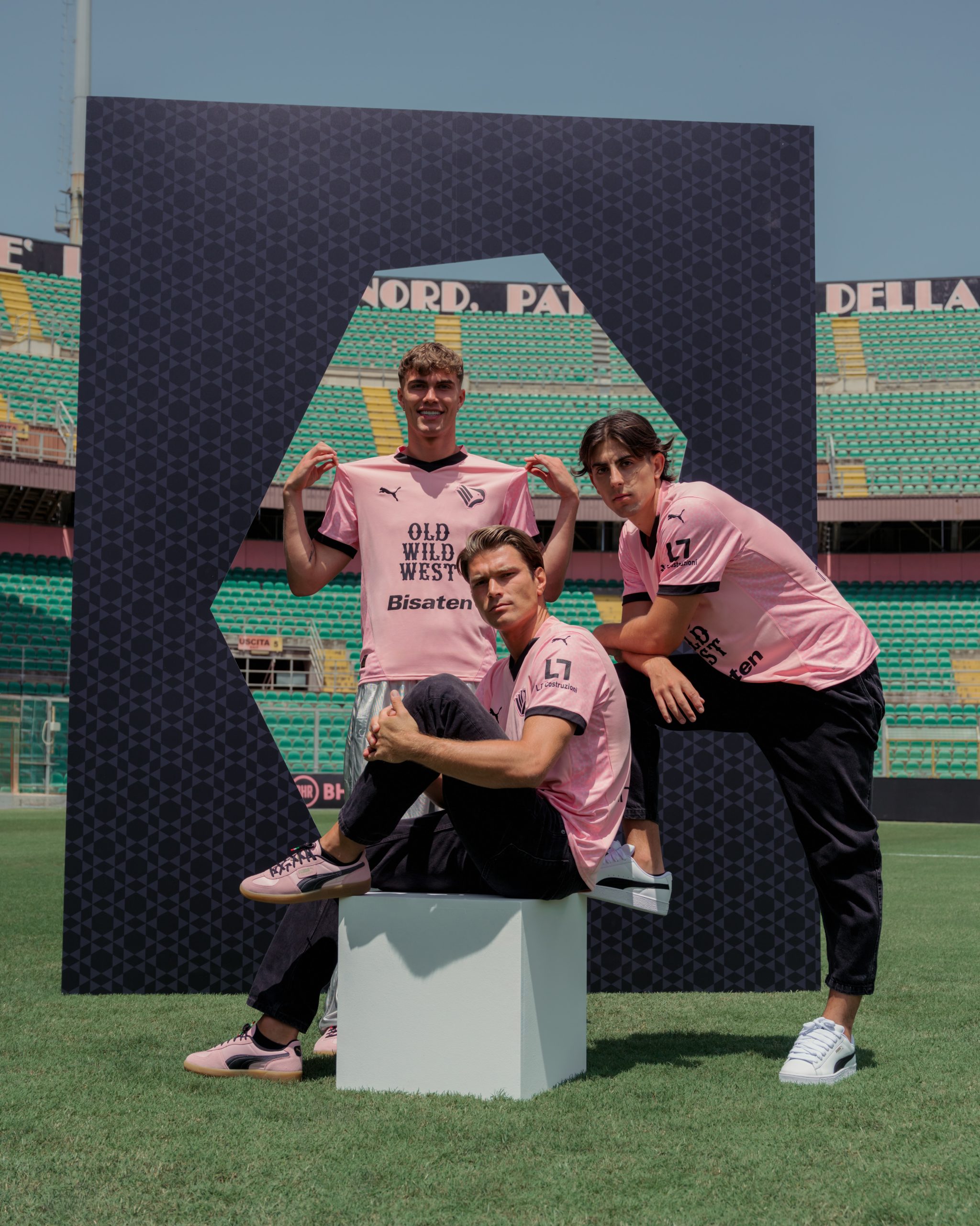 home-kit-palermo-2425-2-2