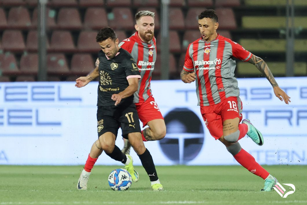 cremonese-vs-palermo-serie-b-37