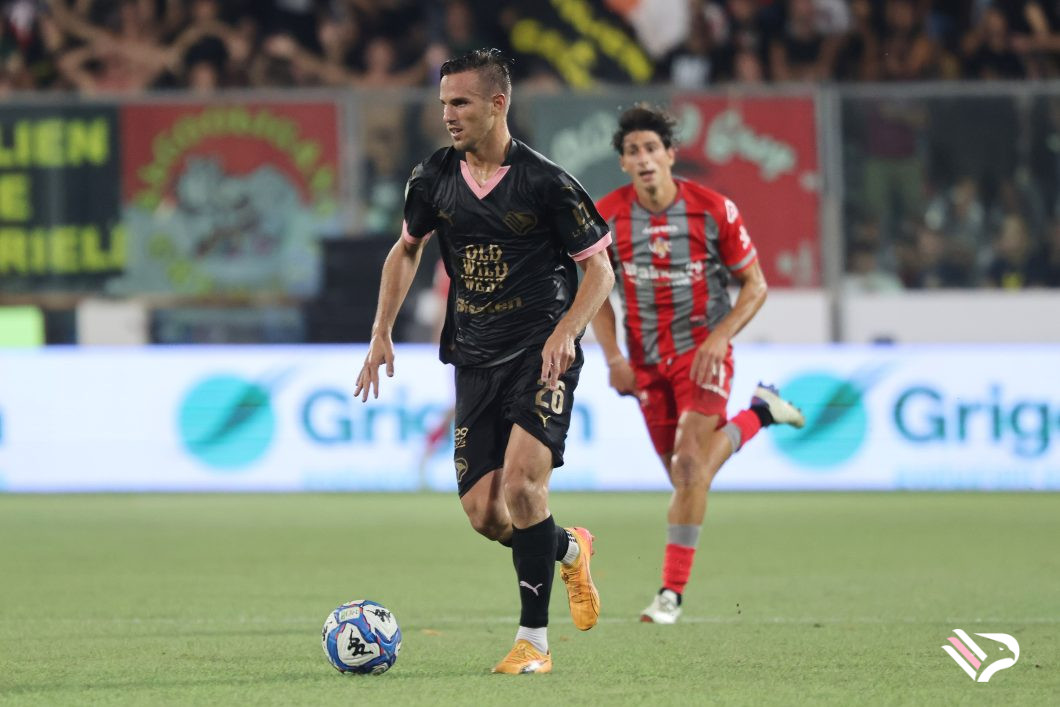 cremonese-vs-palermo-serie-b-54