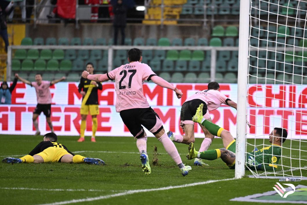 palermo-vs-modena-serie-b-90