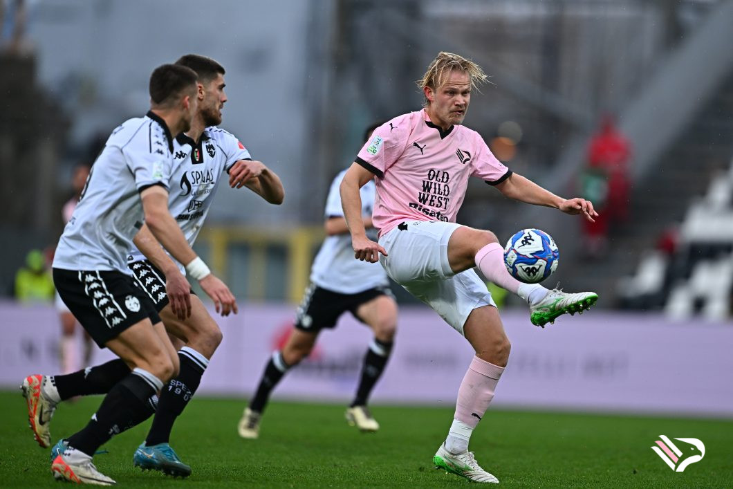 spezia-vs-palermo-serie-b-50