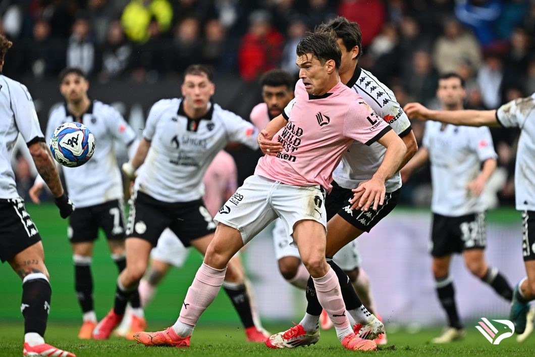 spezia-vs-palermo-serie-b-60