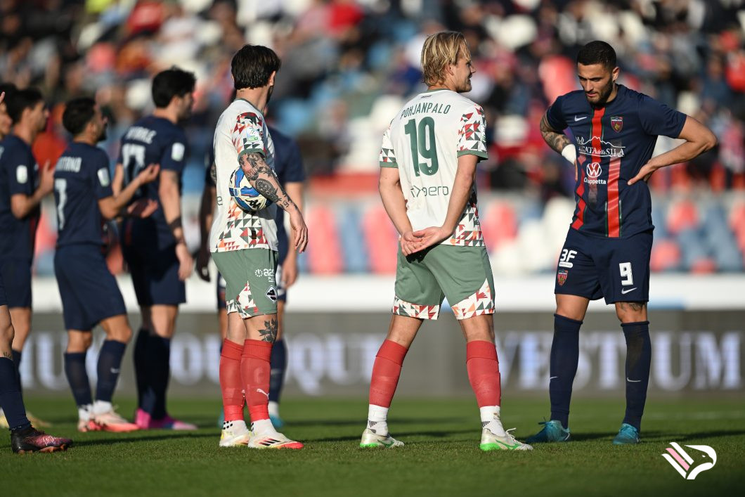 cosenza-vs-palermo-serie-b-40