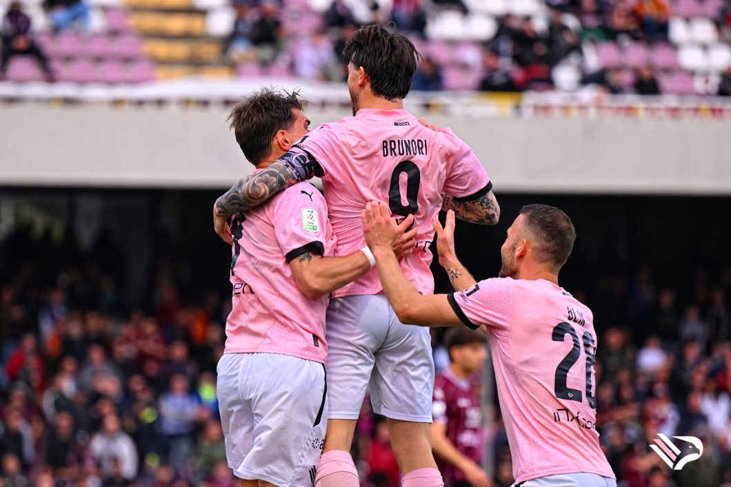 salernitana-vs-palermo-serie-b-23