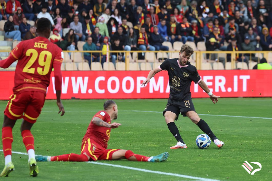 catanzaro-vs-palermo-serie-b-90-2