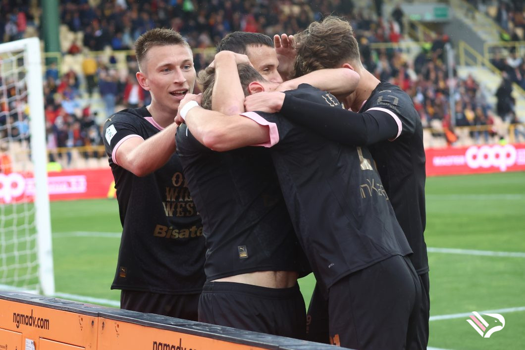 catanzaro-vs-palermo-serie-b-93-2