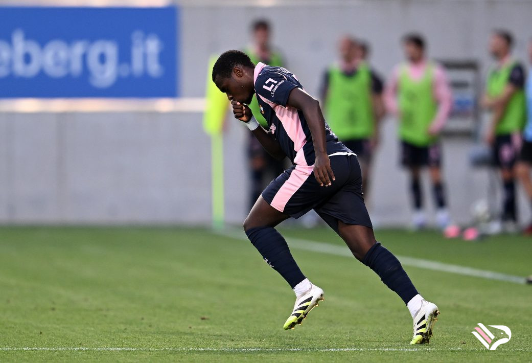 sudtirol-vs-palermo-serie-b-33