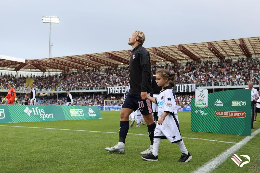 cesena-vs-palermo-serie-b-36-2