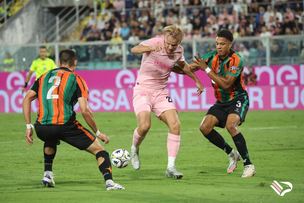 palermo-vs-venezia-serie-b-51