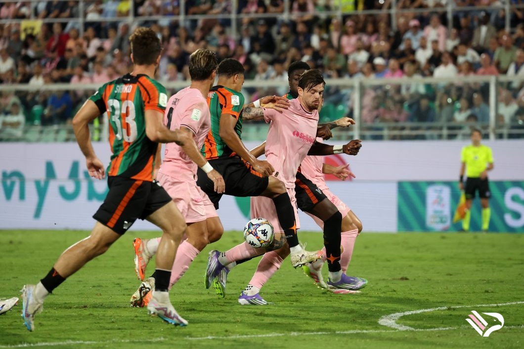 palermo-vs-venezia-serie-b-55