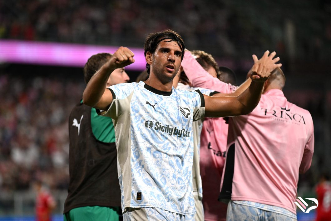 palermo-vs-bari-serie-b-43