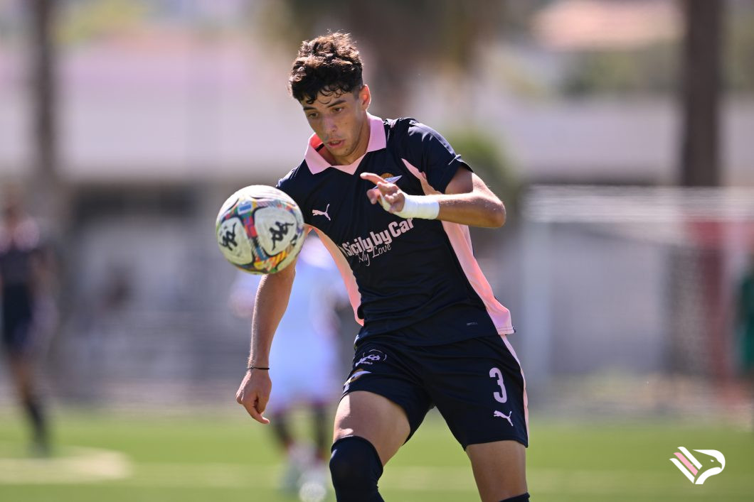 palermo-fc-vs-bariu19-primavera-15