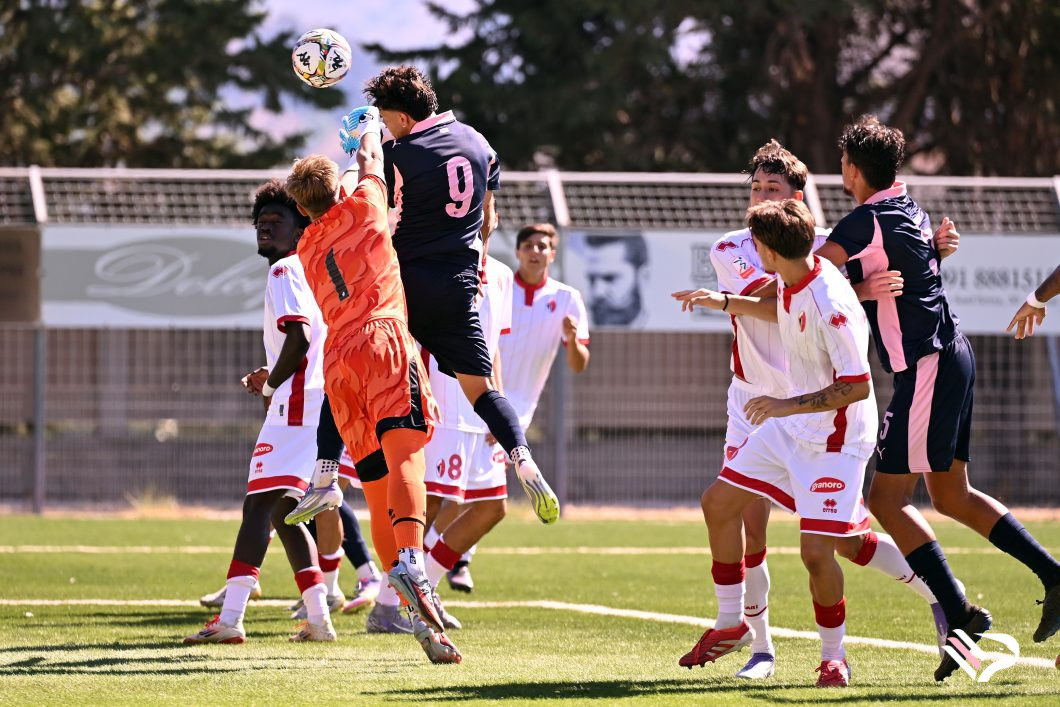 palermo-fc-vs-bariu19-primavera-3