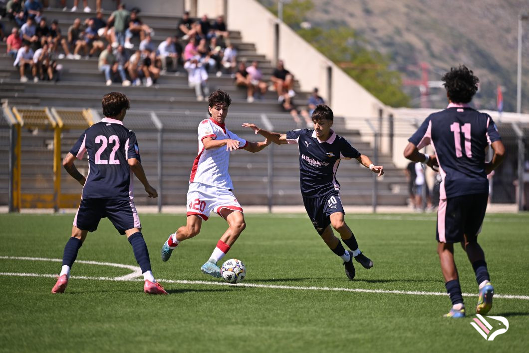 palermo-fc-vs-bariu19-primavera-8