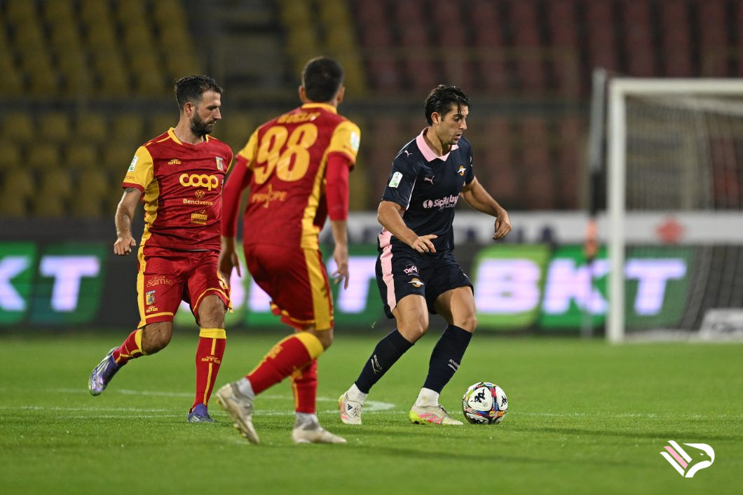 catanzaro-vs-palermo-serie-b-130
