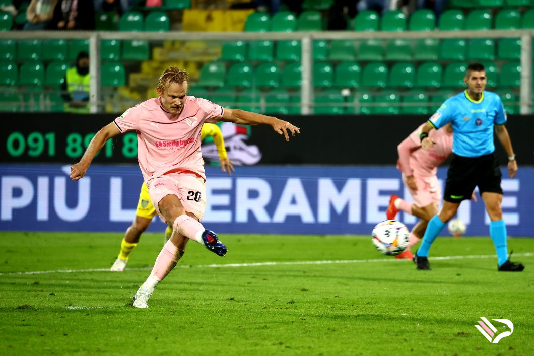 palermo-vs-carrarese-serie-b-43