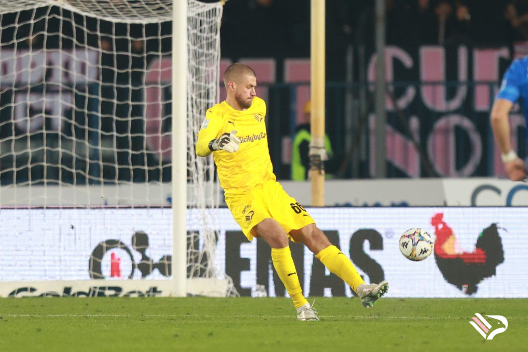 empoli-vs-palermo-fc-serie-b-24