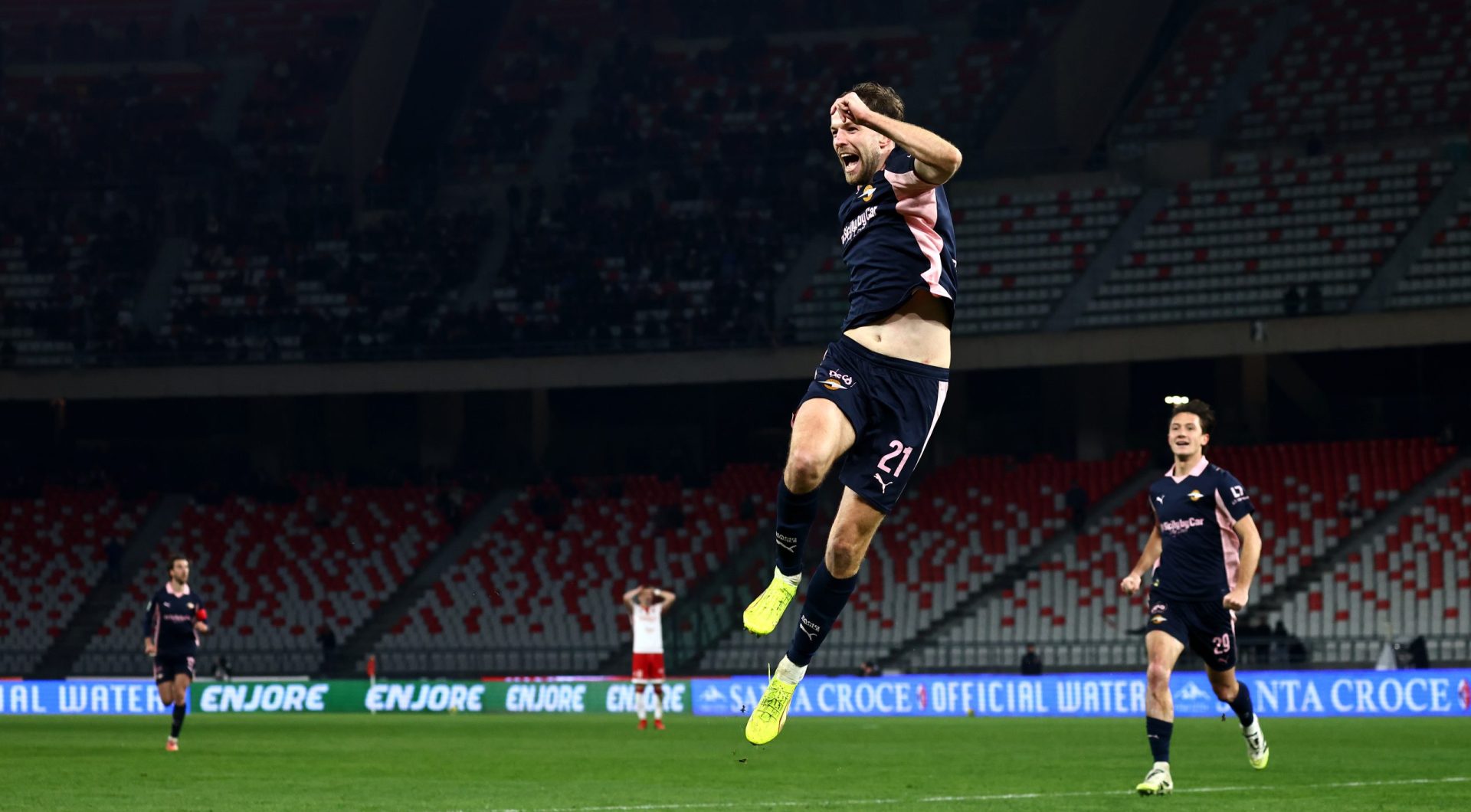 partita-bari-vs-palermo-serie-b-12