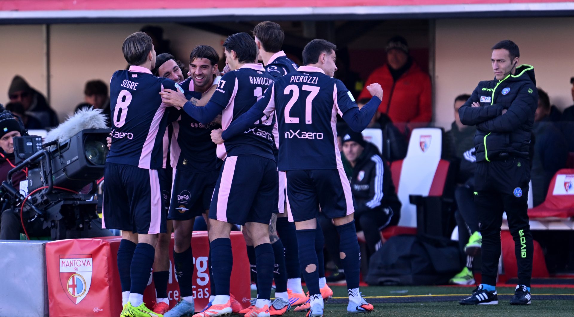 mantova-vs-palermo-serie-b-45