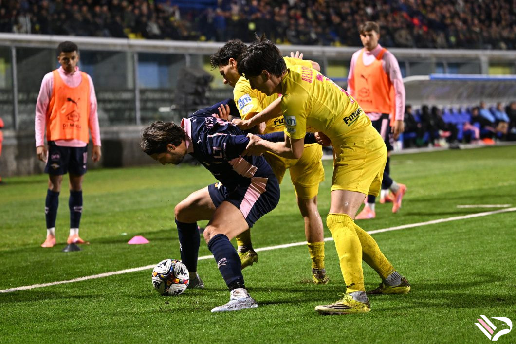carrarese-vs-palermo-serie-b-30