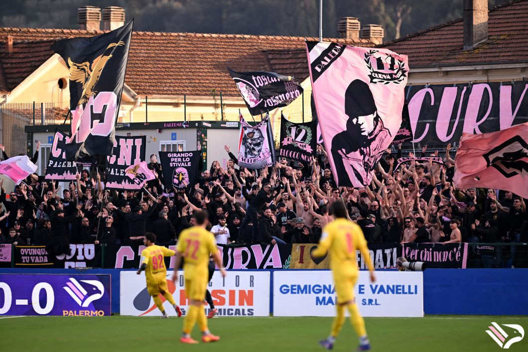carrarese-vs-palermo-serie-b-22