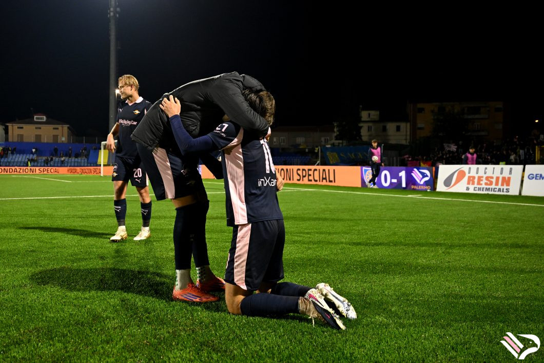 carrarese-vs-palermo-serie-b-3