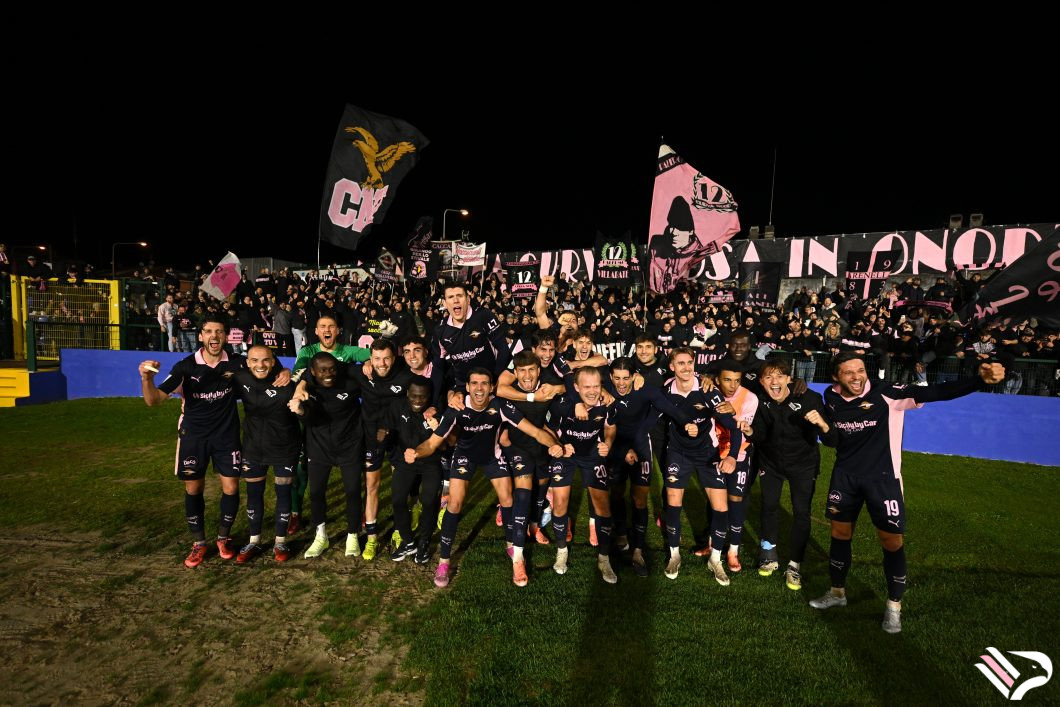 carrarese-vs-palermo-serie-b-5