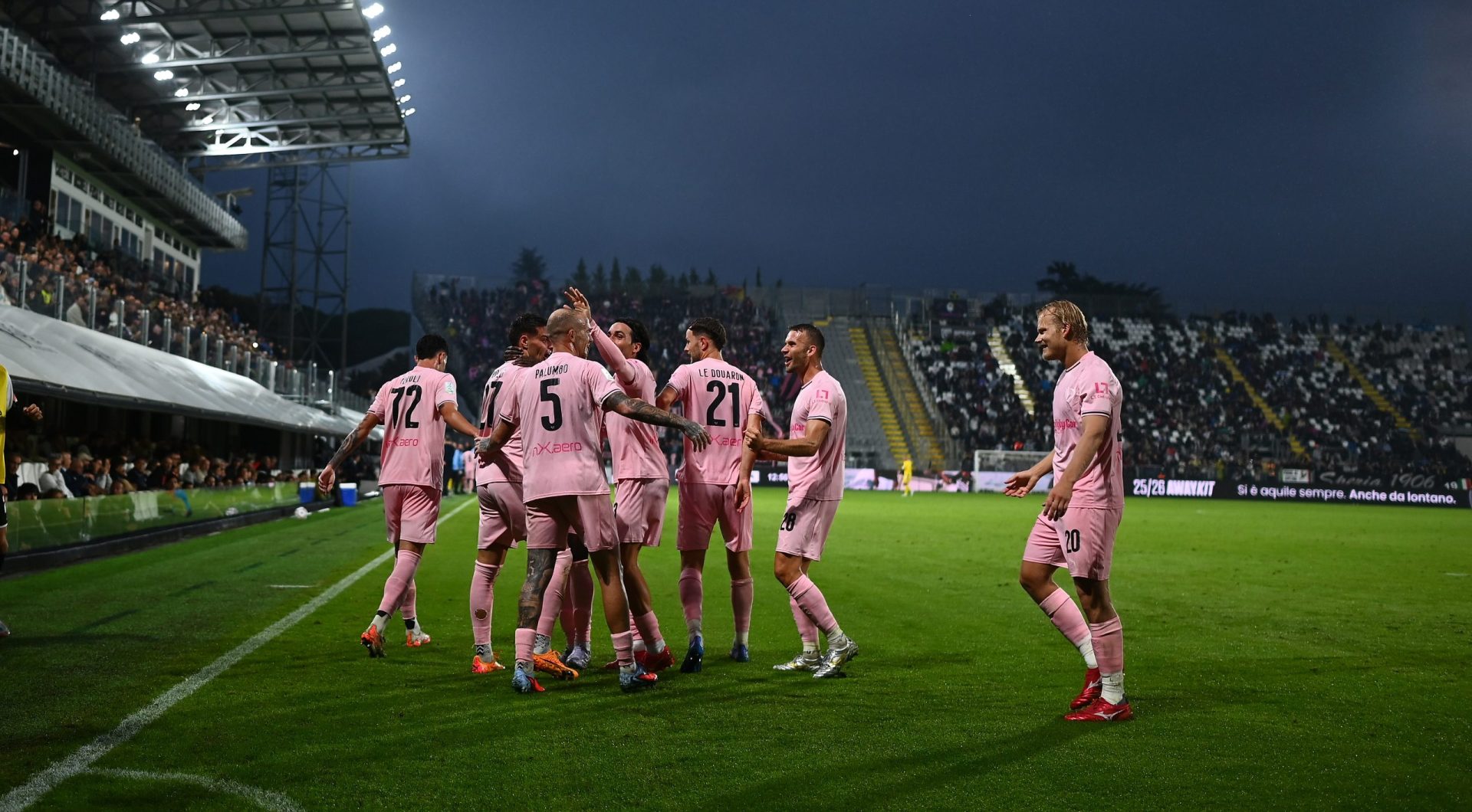 spezia-vs-palermo-serie-b-122