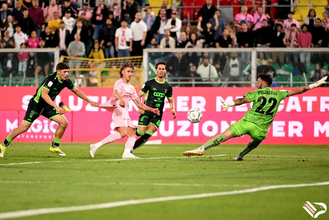 palermo-vs-catanzaro-serie-b-165-2