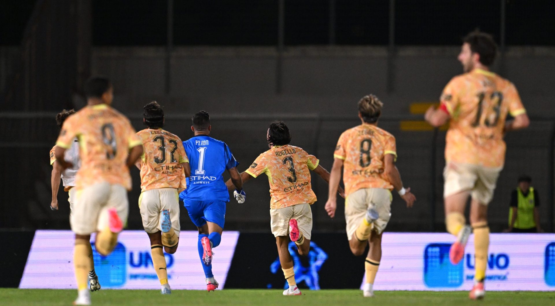 partita-arezzo-vs-palermo-serie-b-35