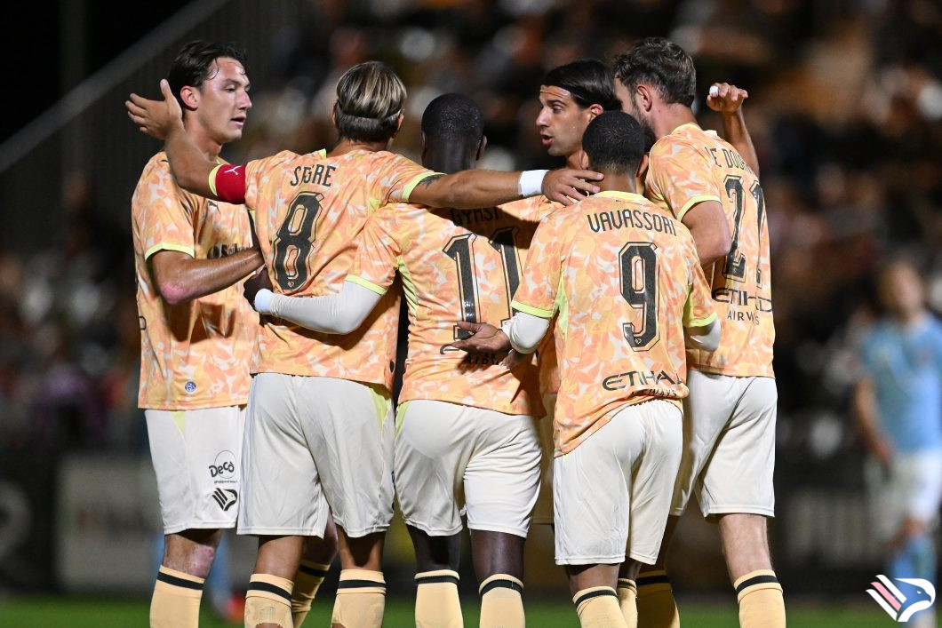 palermo-fc-pre-season-stefezza-arrives-in-perth-13