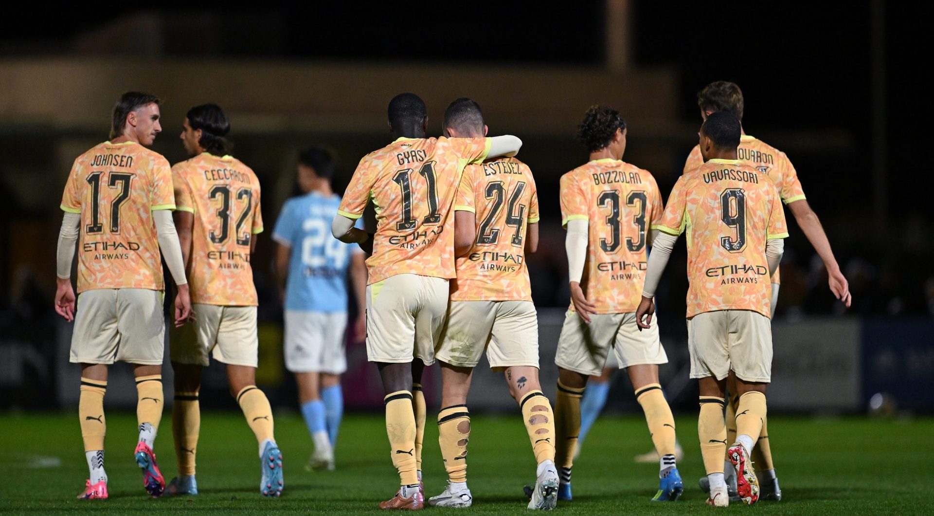 palermo-fc-pre-season-stefezza-arrives-in-perth-38-2