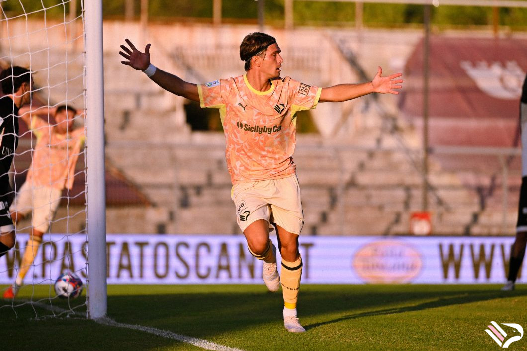 partita-arezzo-vs-palermo-serie-b-52