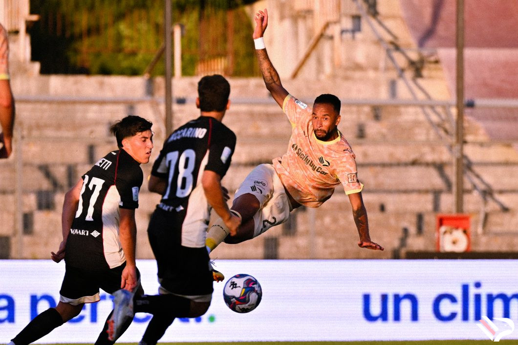 partita-arezzo-vs-palermo-serie-b-16