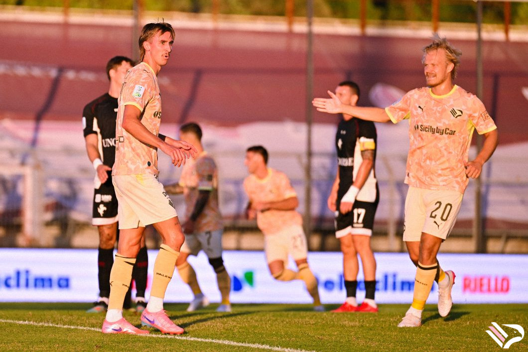 partita-arezzo-vs-palermo-serie-b-49