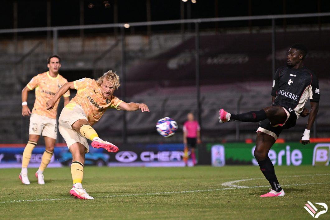 partita-arezzo-vs-palermo-serie-b-22