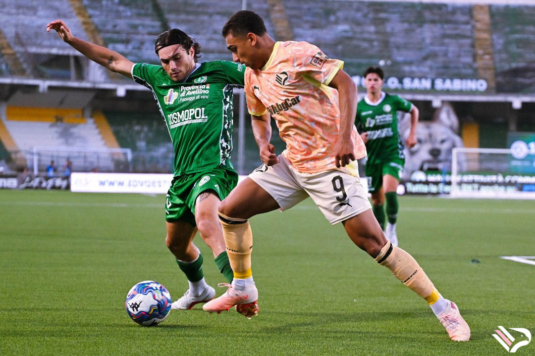 avellino-vs-palermo-serie-b-60